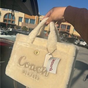 Coach Shearling Cargo Tote Bag Purse NWT new with tags sherpa cream ivory fuzzy